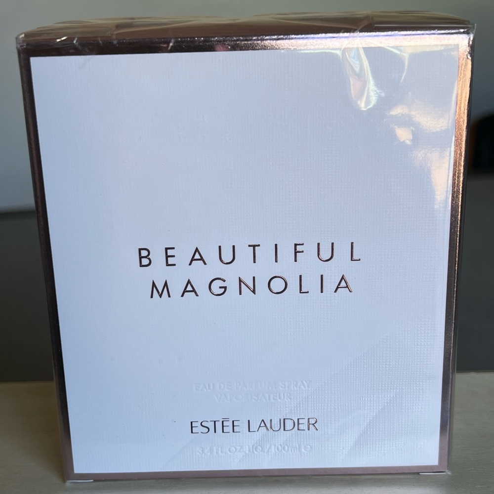 Beautiful Magnolia Estée Lauder